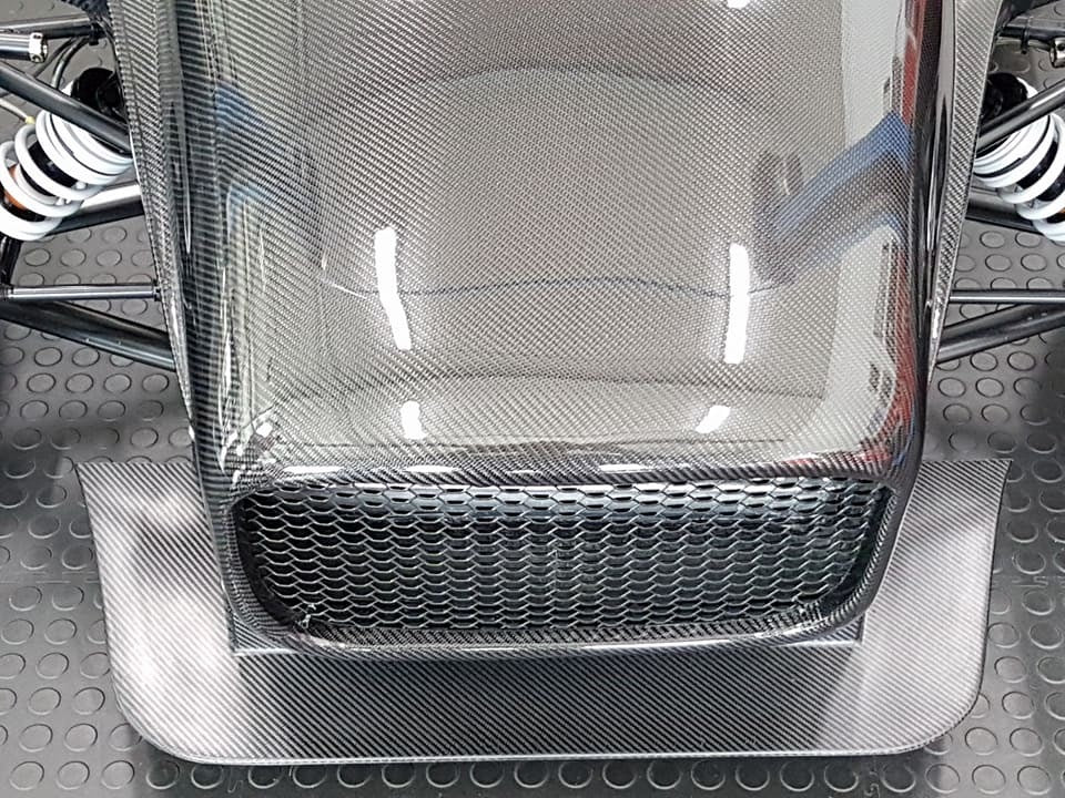 Full Carbon Westfield FW evo2 bodywork 
- Vollcarbon Karosserie im FW Westfield look.