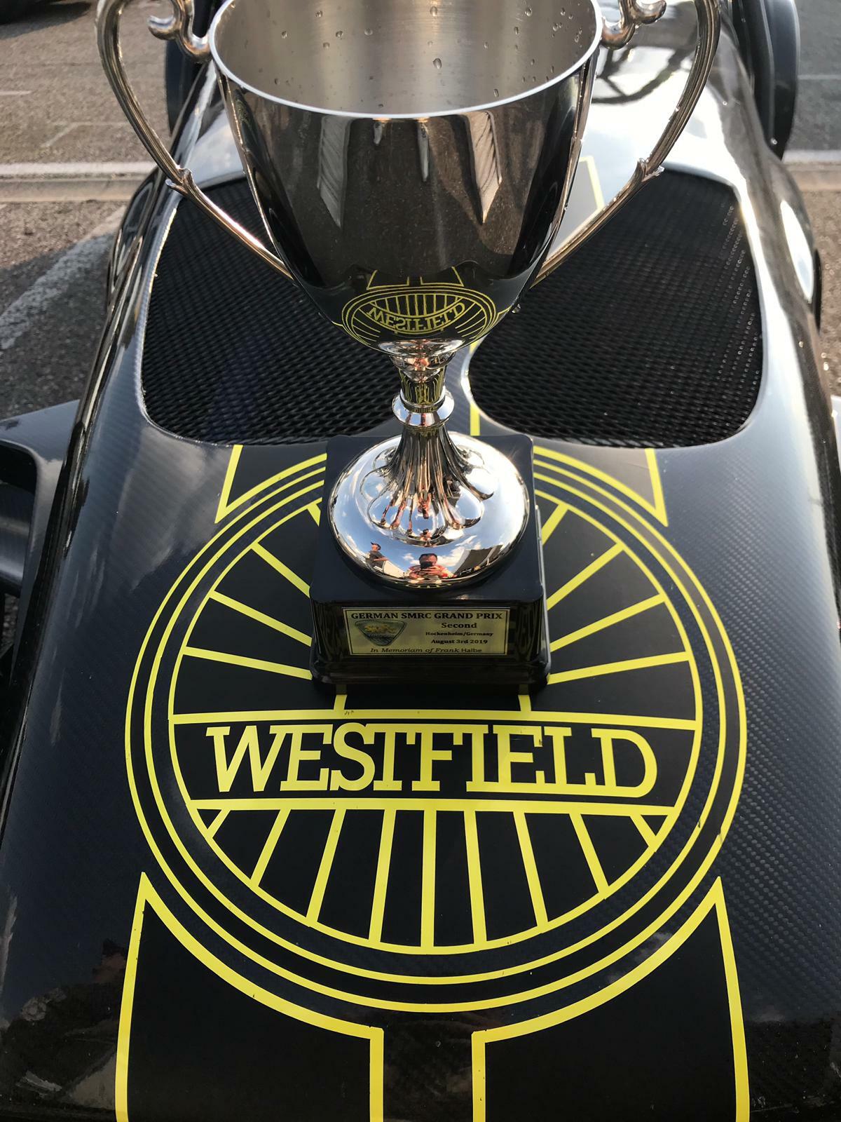 Full Carbon Westfield FW evo2 bodywork 
- Vollcarbon Karosserie im FW Westfield look.