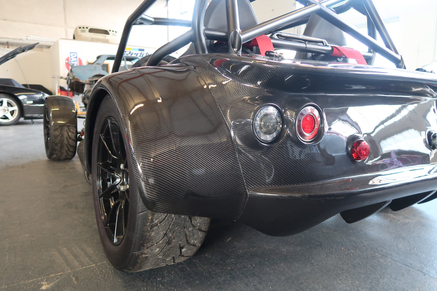 carbon rear center section FW style Westfield 
- hinteres Mittelteil in carbon im Westfield FW Stil