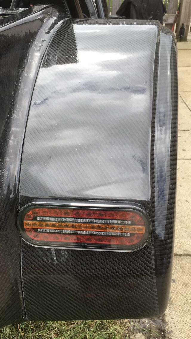 carbon Westfield ZK (240mm) detachable rear arch standard size 
- normal breite hintere abnehmbare Carbon Kotflügel für Westfield classik bodywork