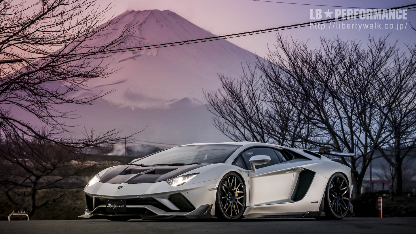 Liberty Walk suitable for Aventador S