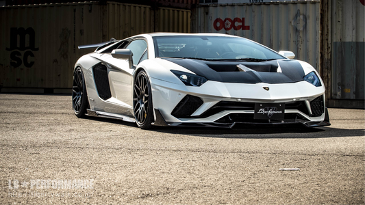 Liberty Walk suitable for Aventador S