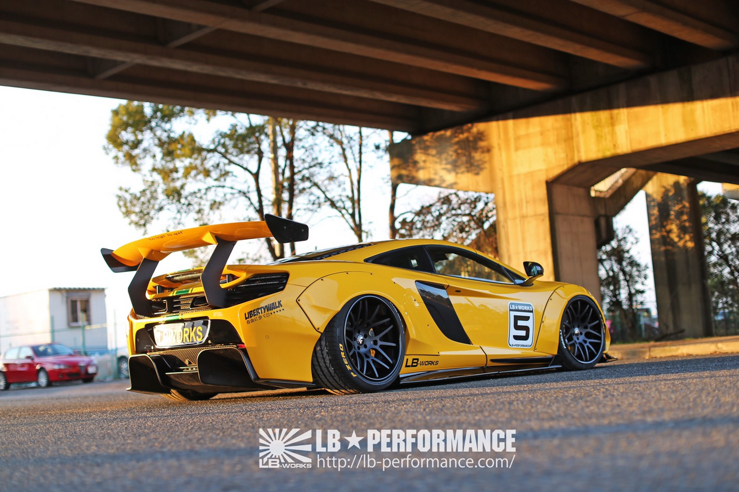 Liberty Walk LB-Works suitable for McLaren 650S / MP4-12c