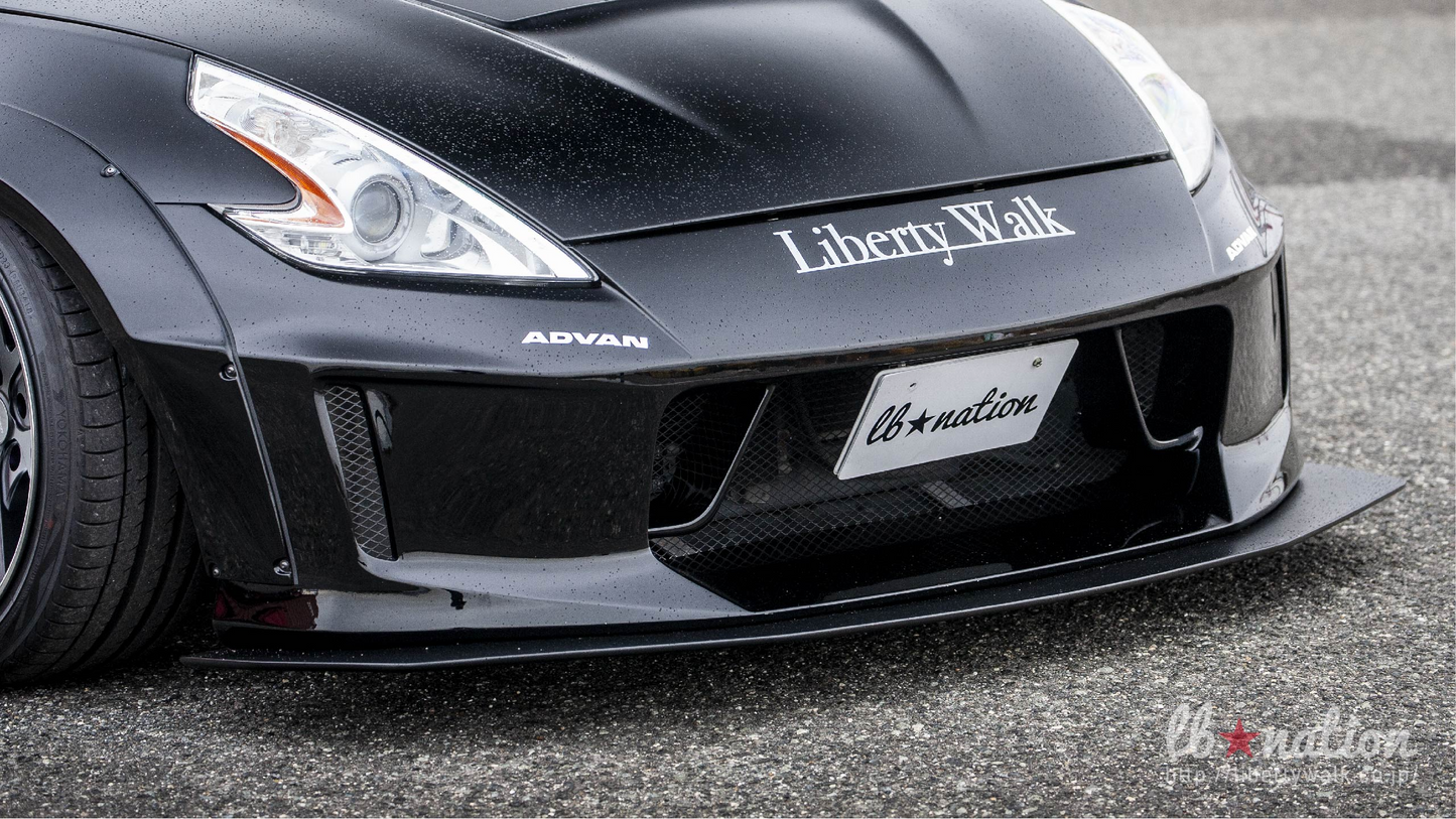 Liberty Walk LB-Works Widebody Aero Kit suitable for Nissan 350Z