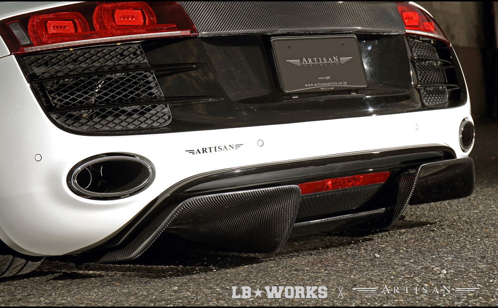 Liberty Walk LB-Works suitable for Audi R8