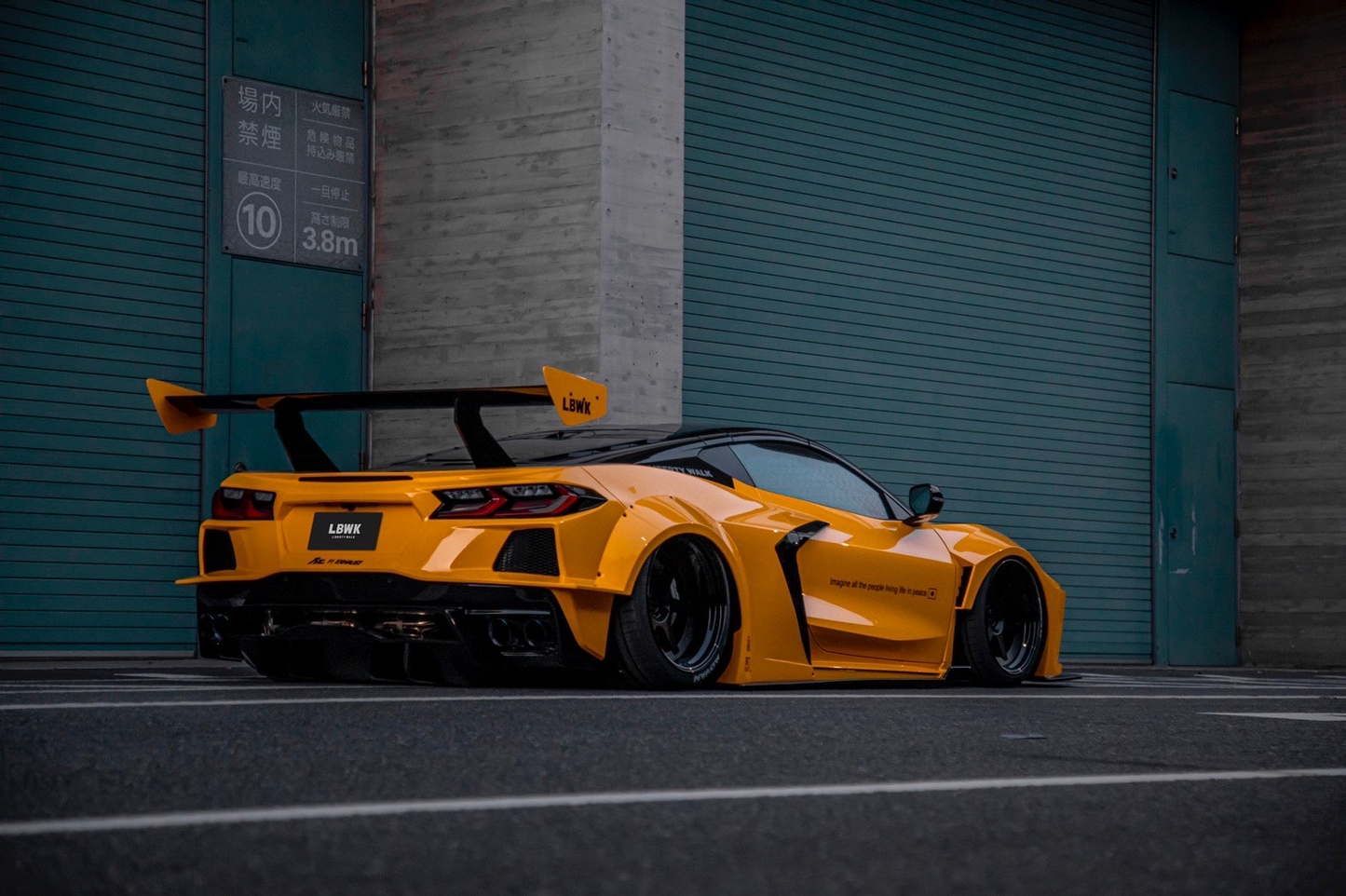 Liberty Walk Lb-Works suitable for Chevrolet Corvette C8