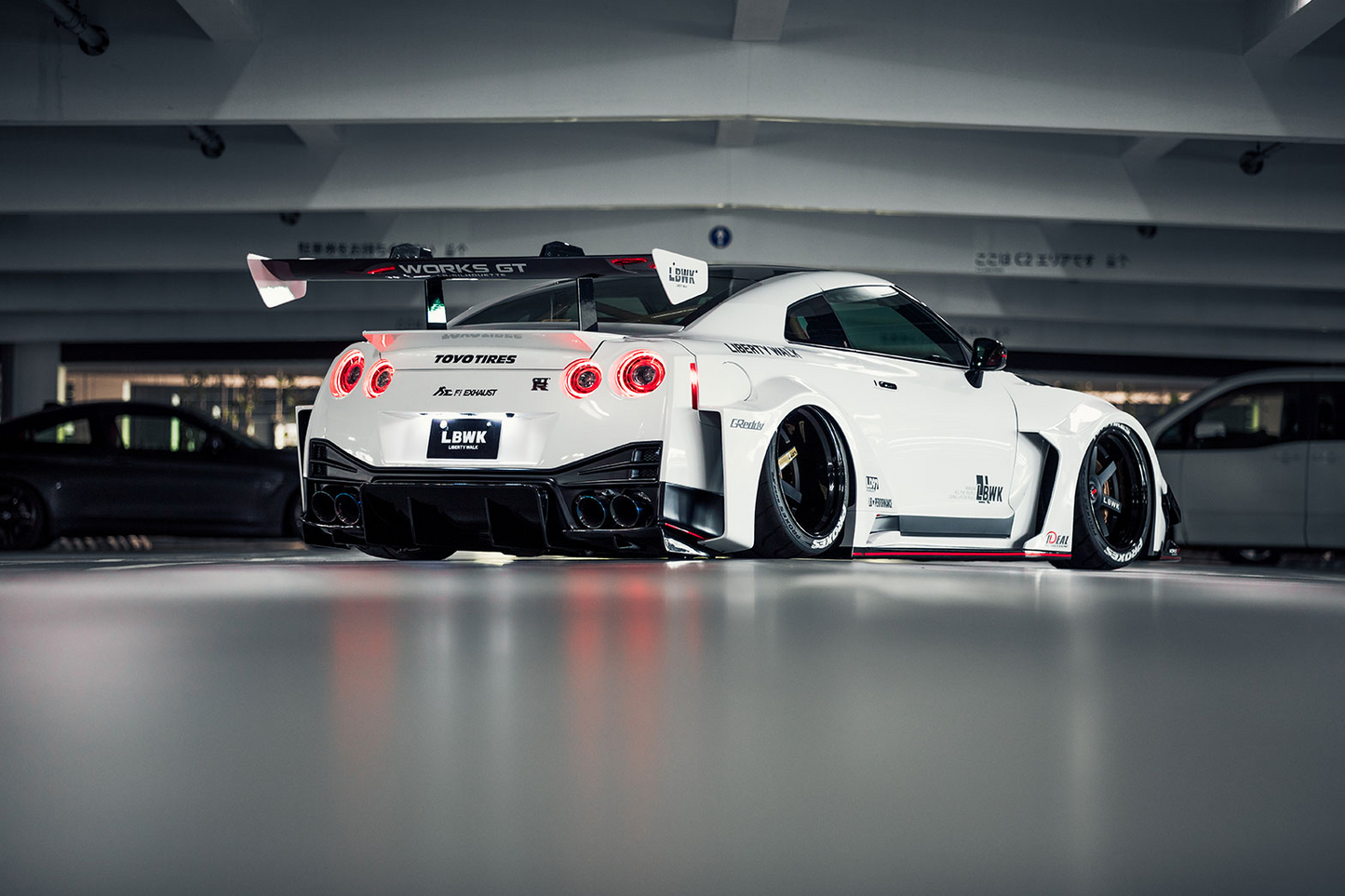 Liberty Walk LB-Silhouette Works GT suitable for Nissan 35GT-RR