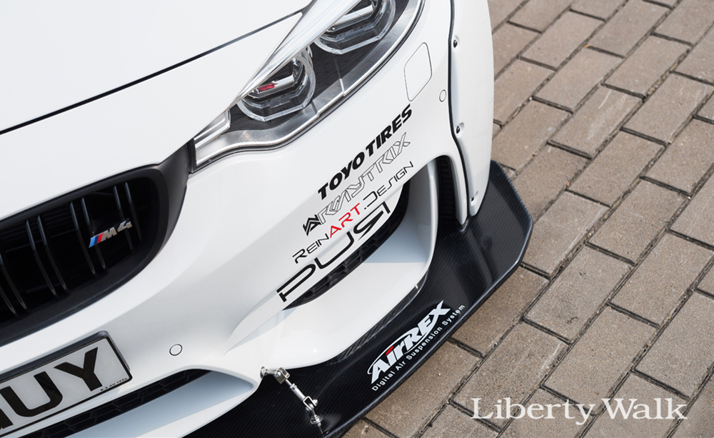 Liberty Walk LB-Works suitable for BMW M4