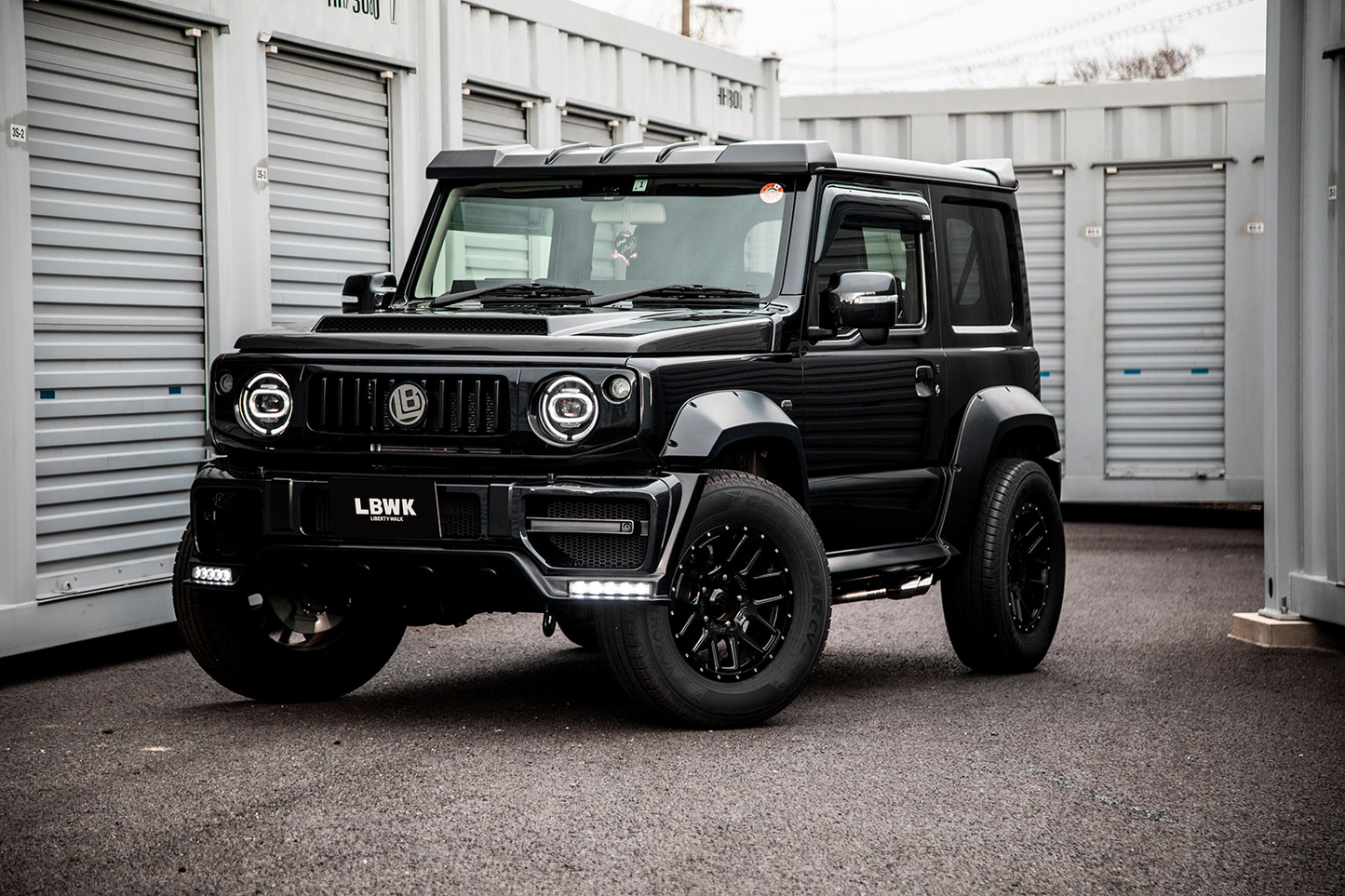 Liberty Walk LB-Works Body Kit suitable for Suzuki