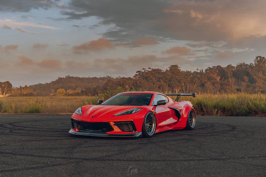 STREETHUNTER SUITABLE FOR CORVETTE C8